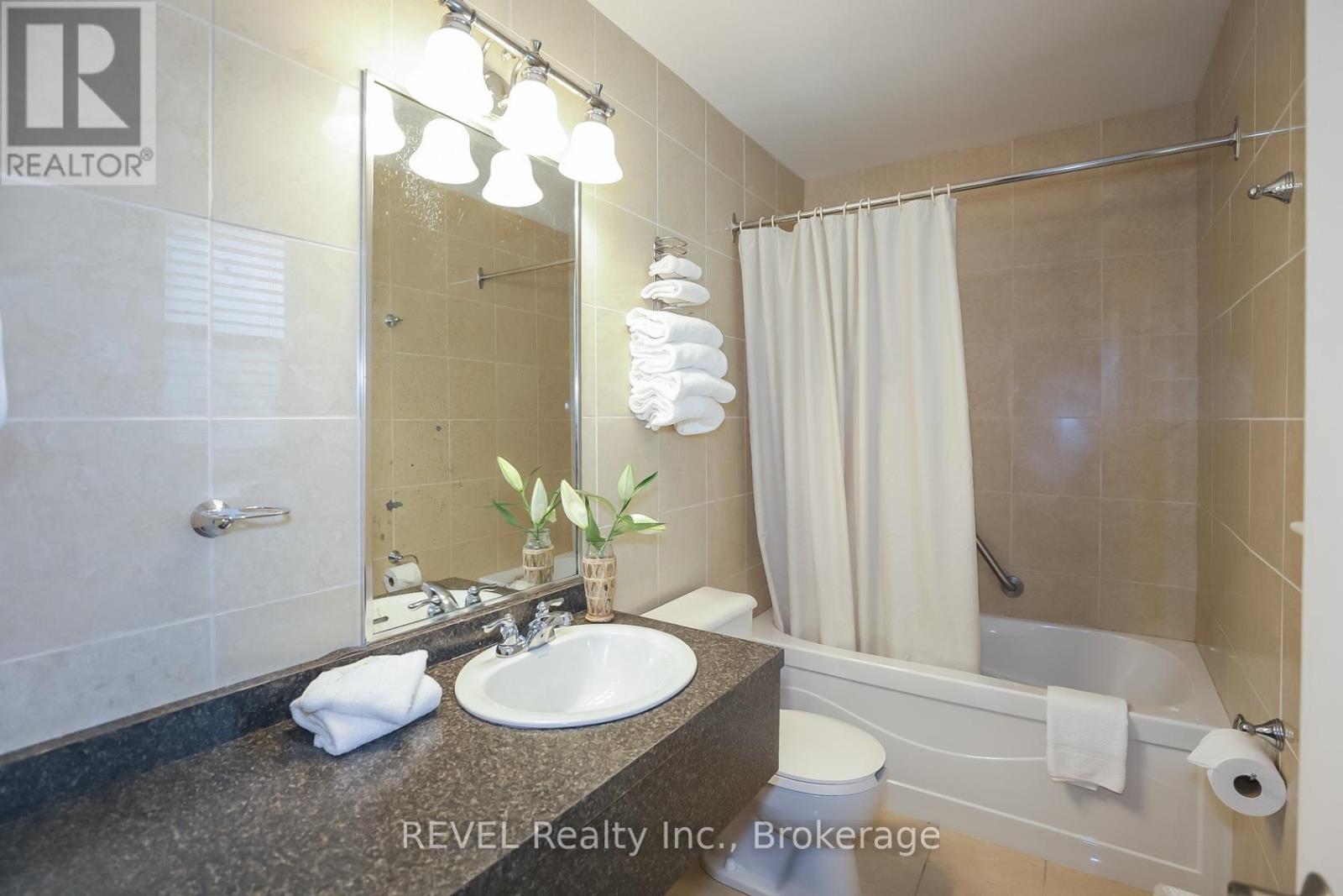 7104 Lundys Lane Property Photo 10