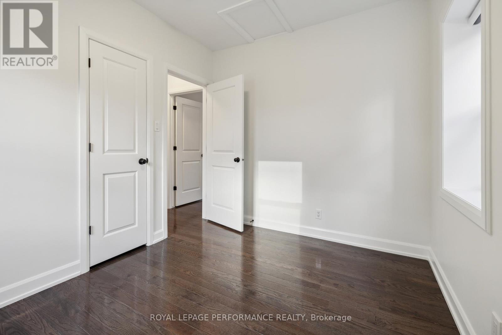 1459 Laurier Street Property Photo 20