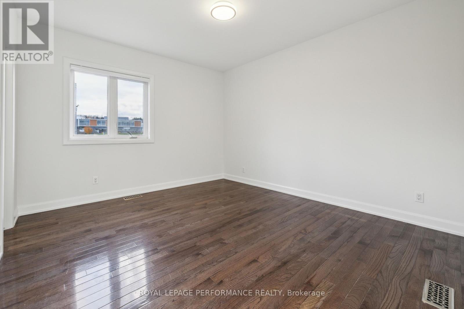 1459 Laurier Street Property Photo 26