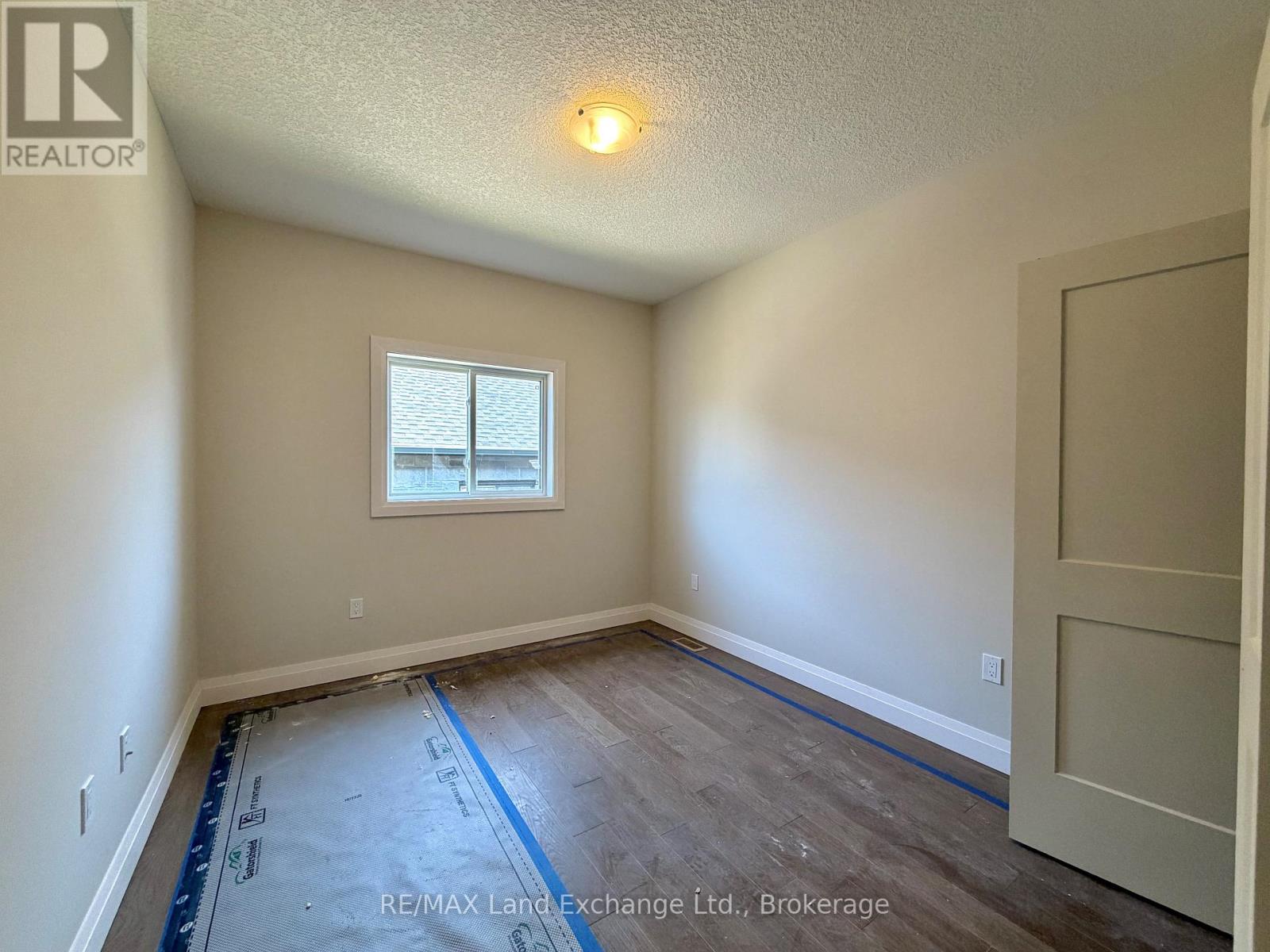 282 Ridge Street Property Photo 8