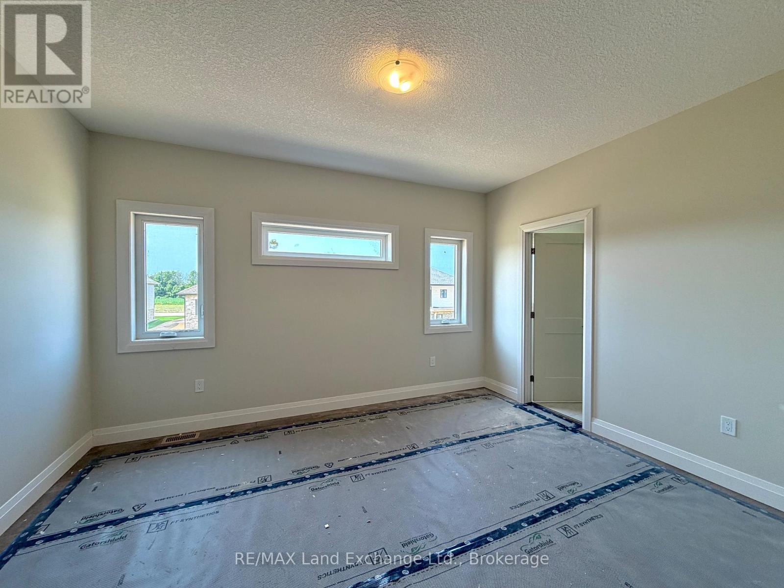 282 Ridge Street Property Photo 11