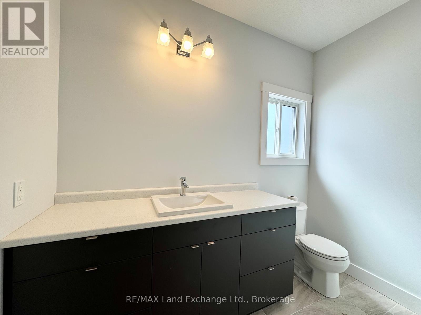 358 Ivings Drive Property Photo 11