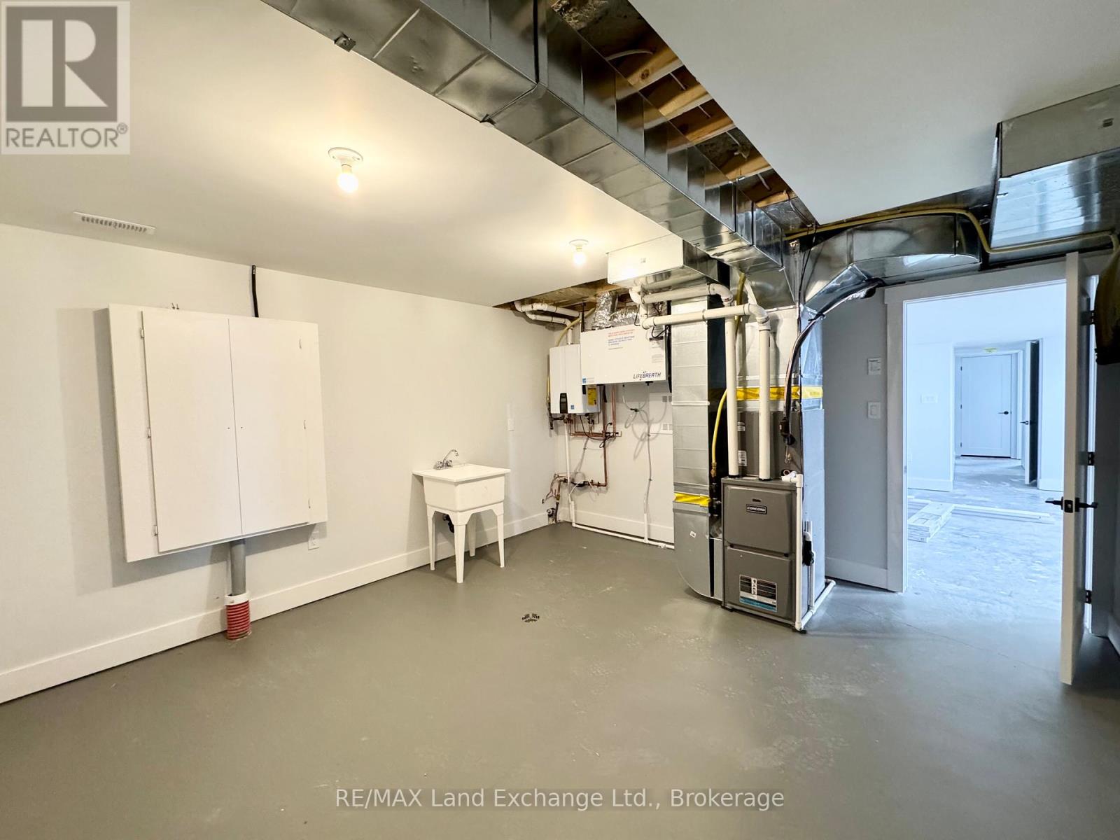 358 Ivings Drive Property Photo 12