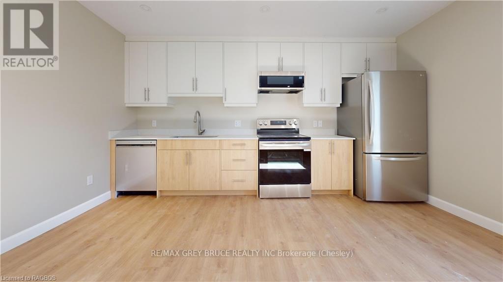 4 - 44 1st Avenue S Property Photo 1