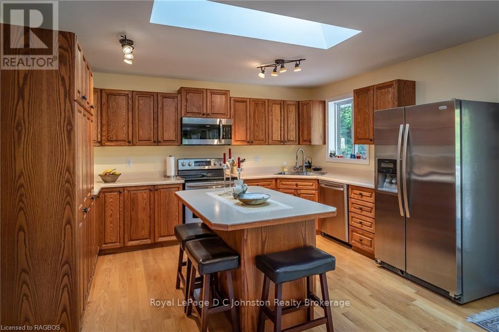 27 Gremik Crescent Property Photo 14