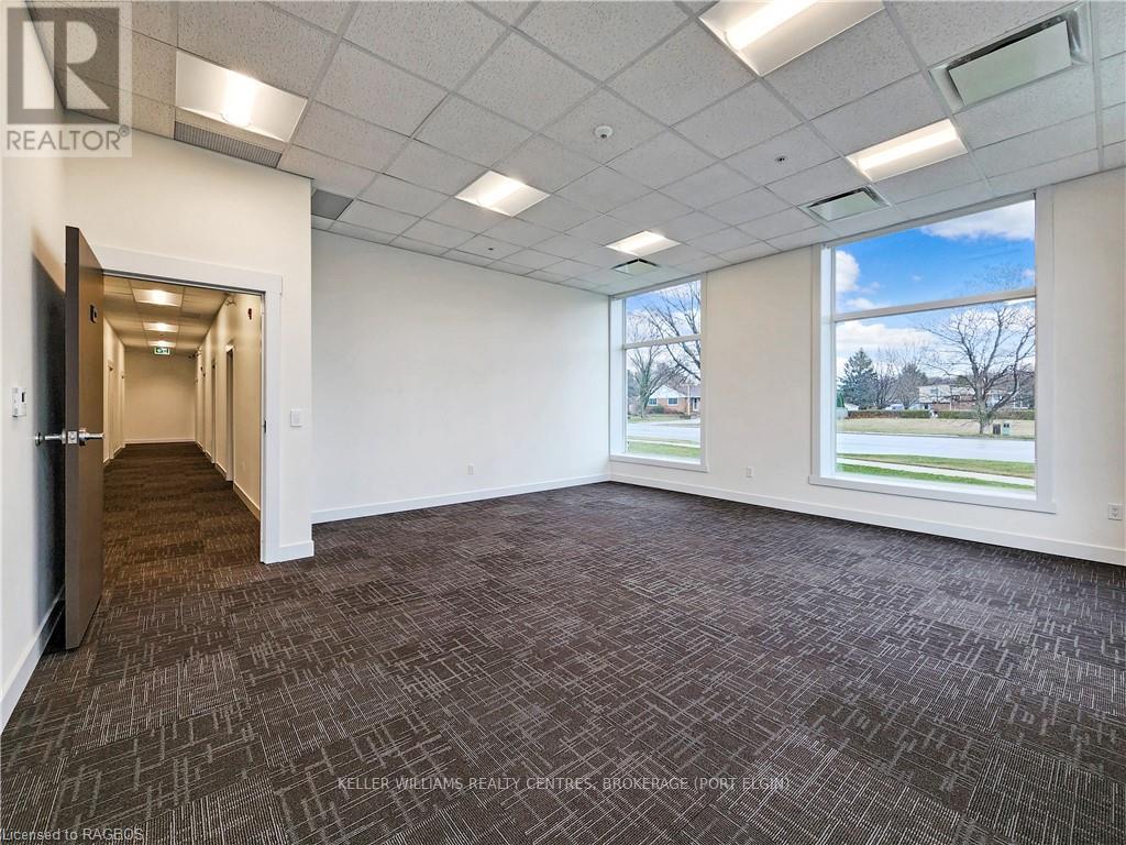 119 - 1020 Goderich Street Property Photo 4