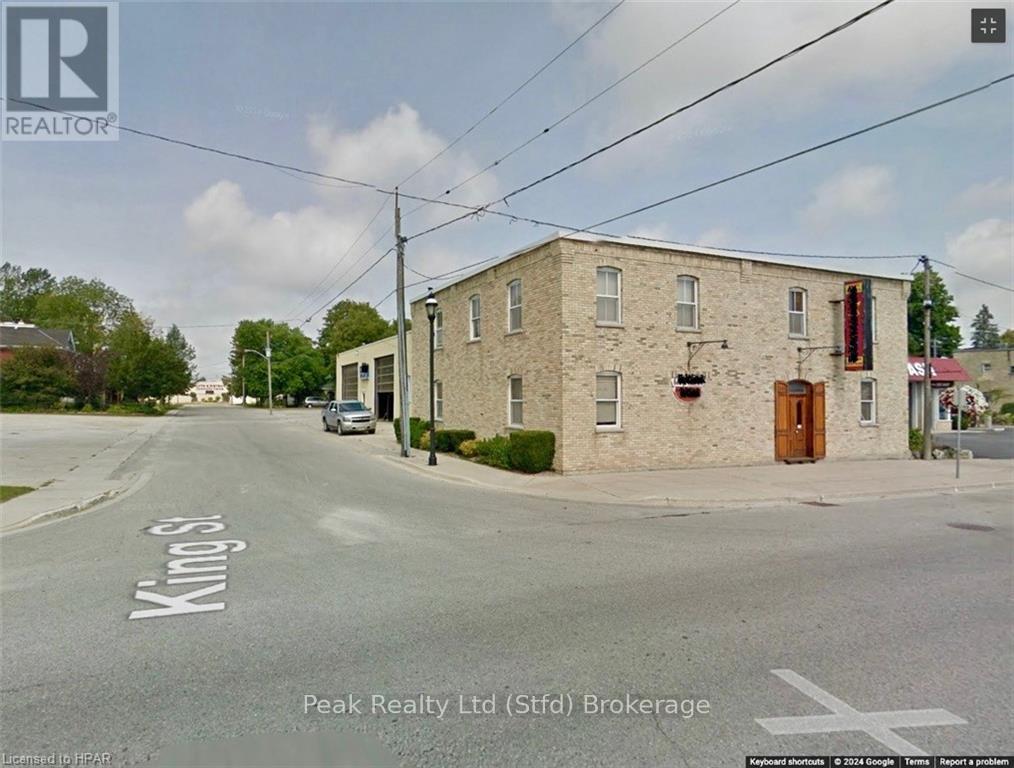 383 Queen Street Property Photo 1