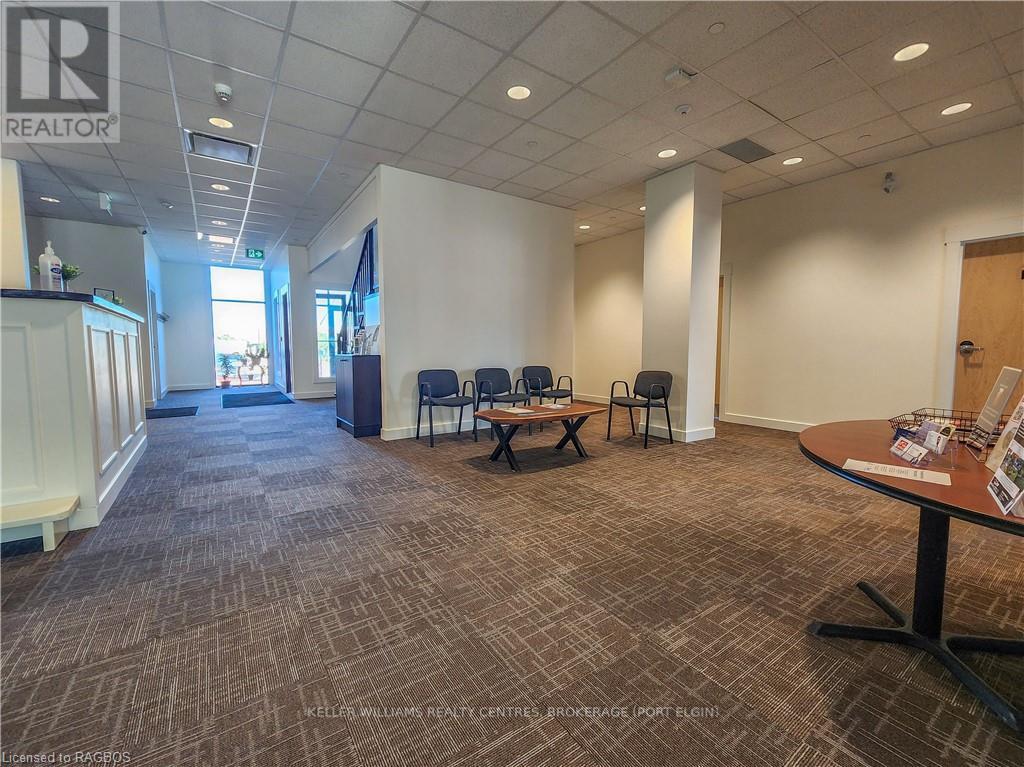 215 - 1020 Goderich Street Property Photo 17