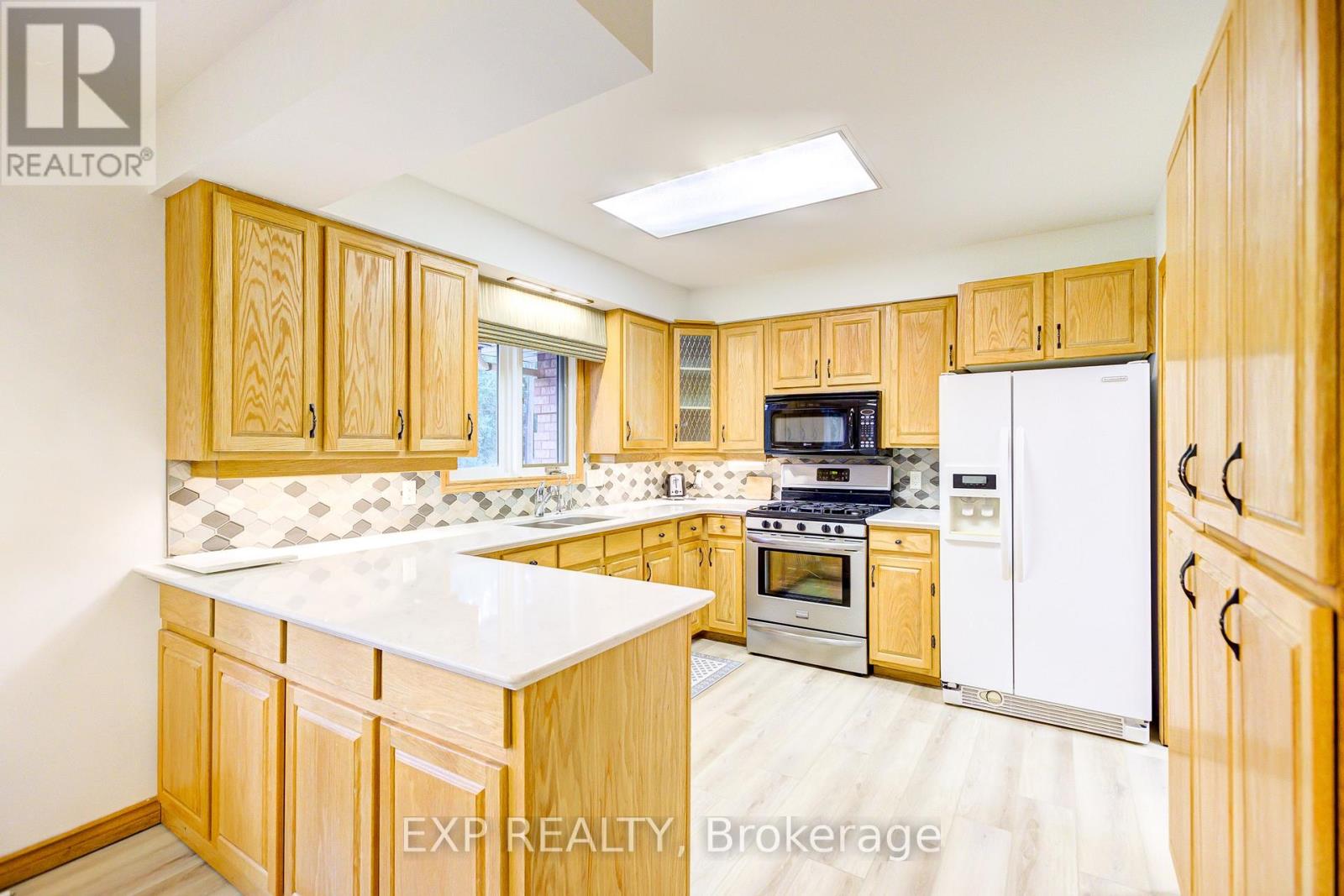 3 Maitland Street Property Photo 5