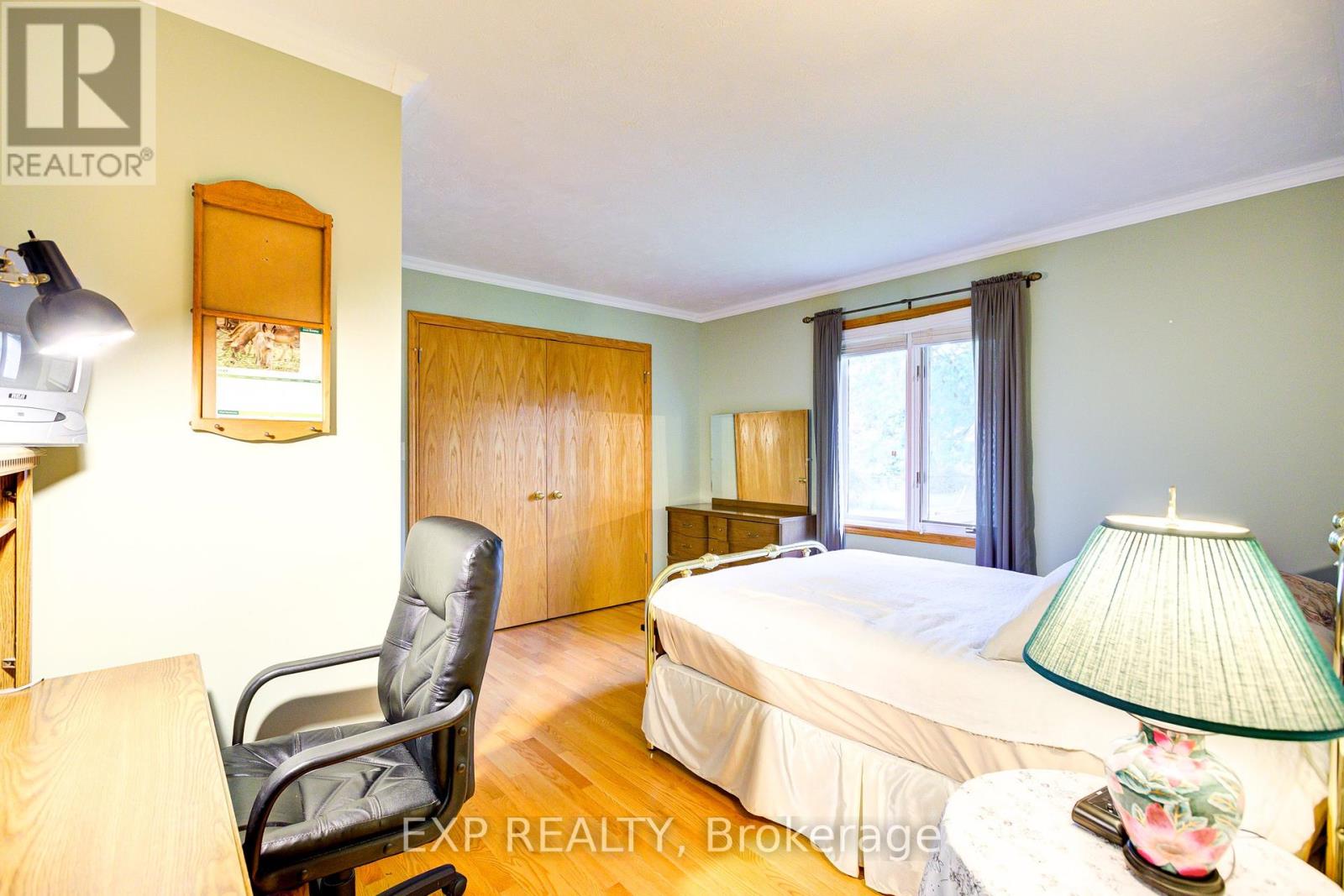 3 Maitland Street Property Photo 12