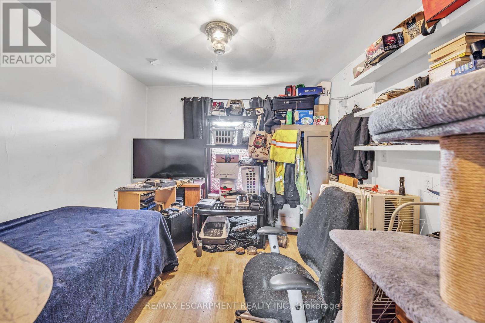 1367 Cannon Street E Property Photo 12