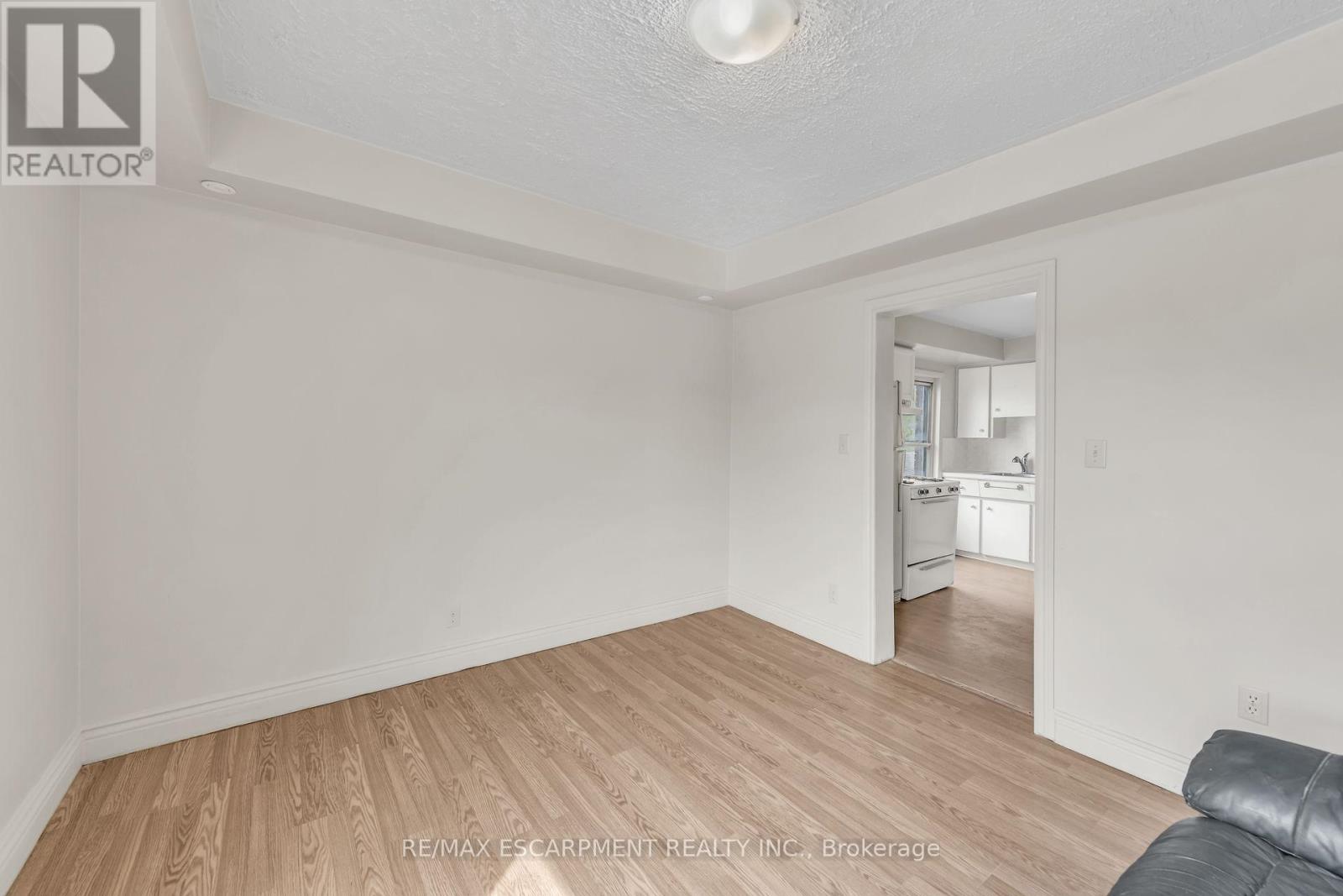 1367 Cannon Street E Property Photo 19