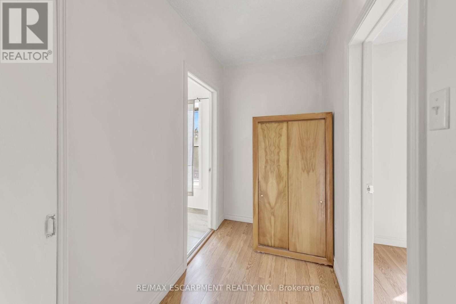 1367 Cannon Street E Property Photo 20