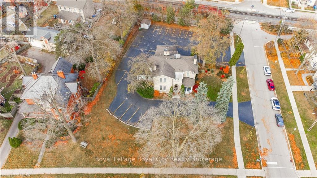 25 Waterloo Avenue Property Photo 8