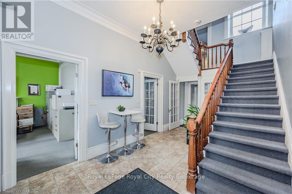 25 Waterloo Avenue Property Photo 11