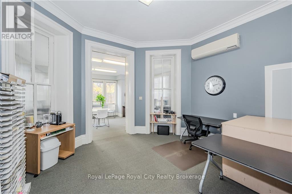 25 Waterloo Avenue Property Photo 13