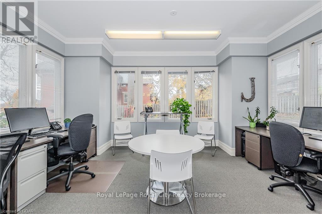 25 Waterloo Avenue Property Photo 14