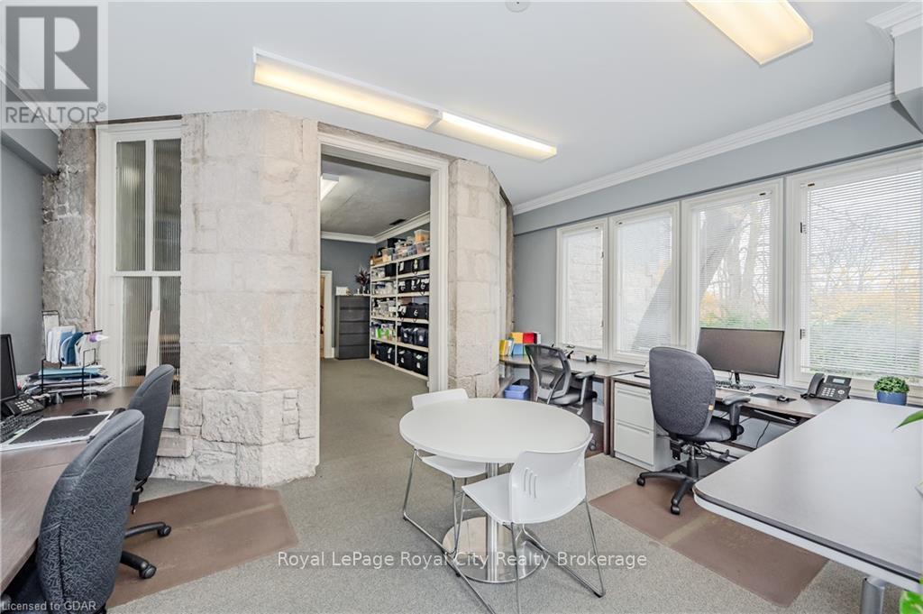 25 Waterloo Avenue Property Photo 15