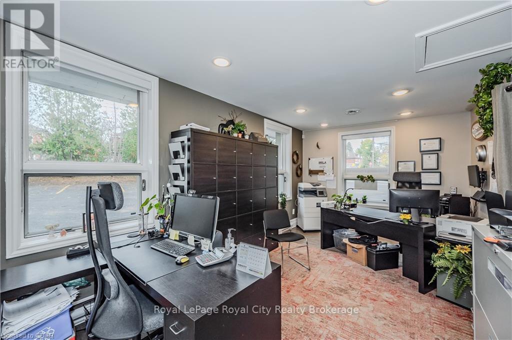 25 Waterloo Avenue Property Photo 18