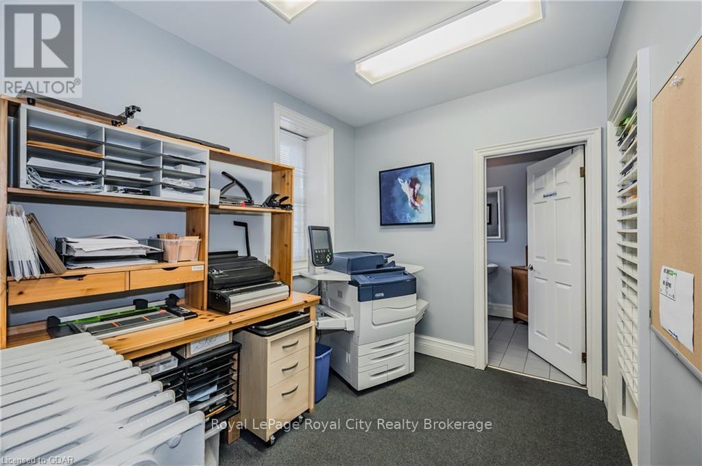 25 Waterloo Avenue Property Photo 20