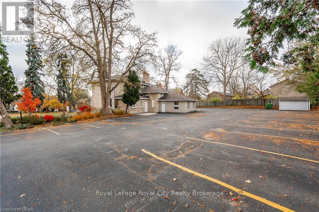 25 Waterloo Avenue Property Photo 32