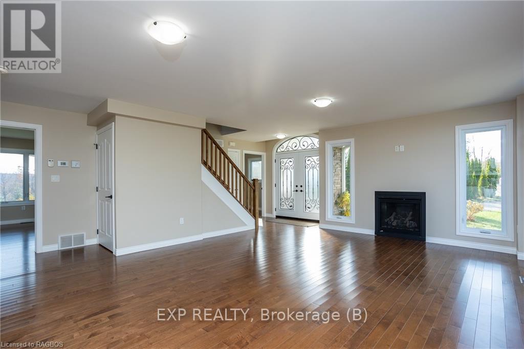 85621 Sideroad 7 Property Photo 16