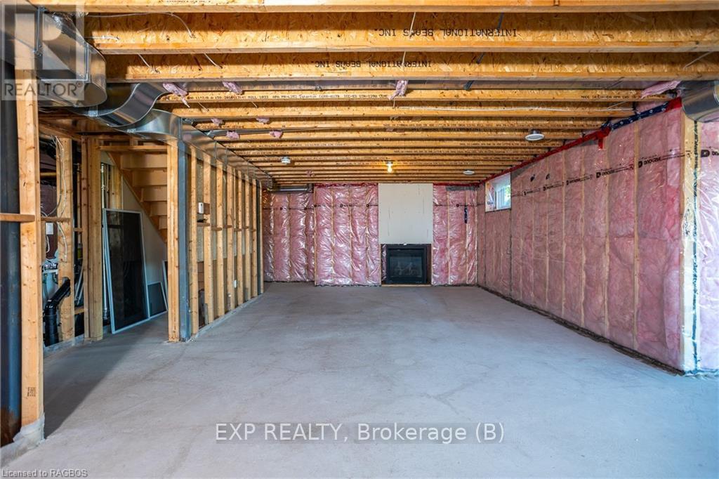 85621 Sideroad 7 Property Photo 32