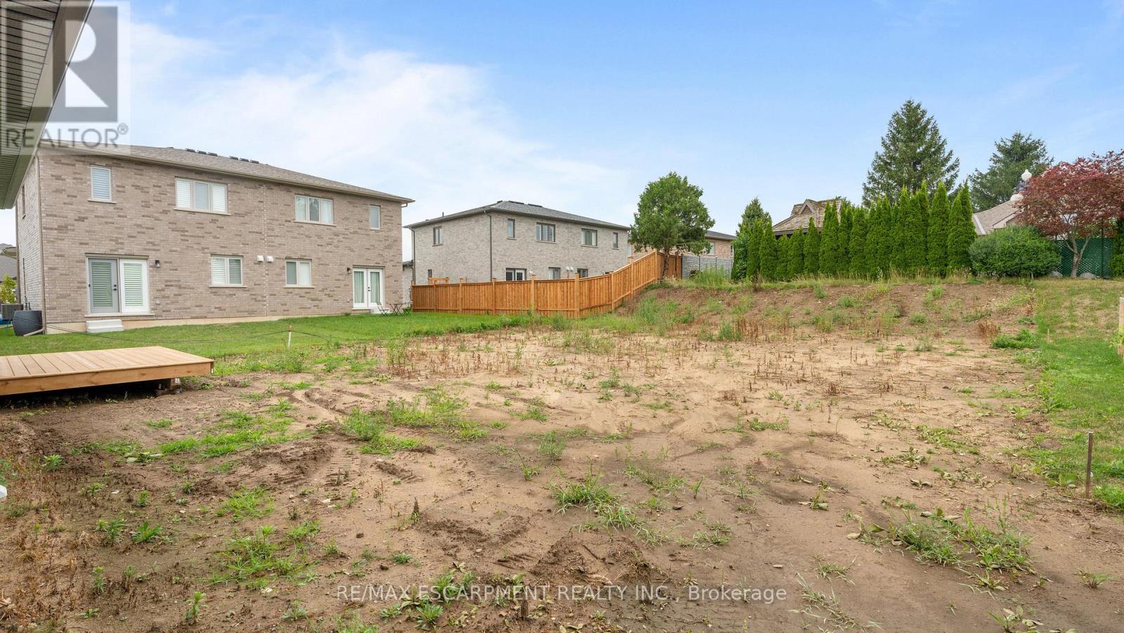 45 Vanrooy Trail Property Photo 26