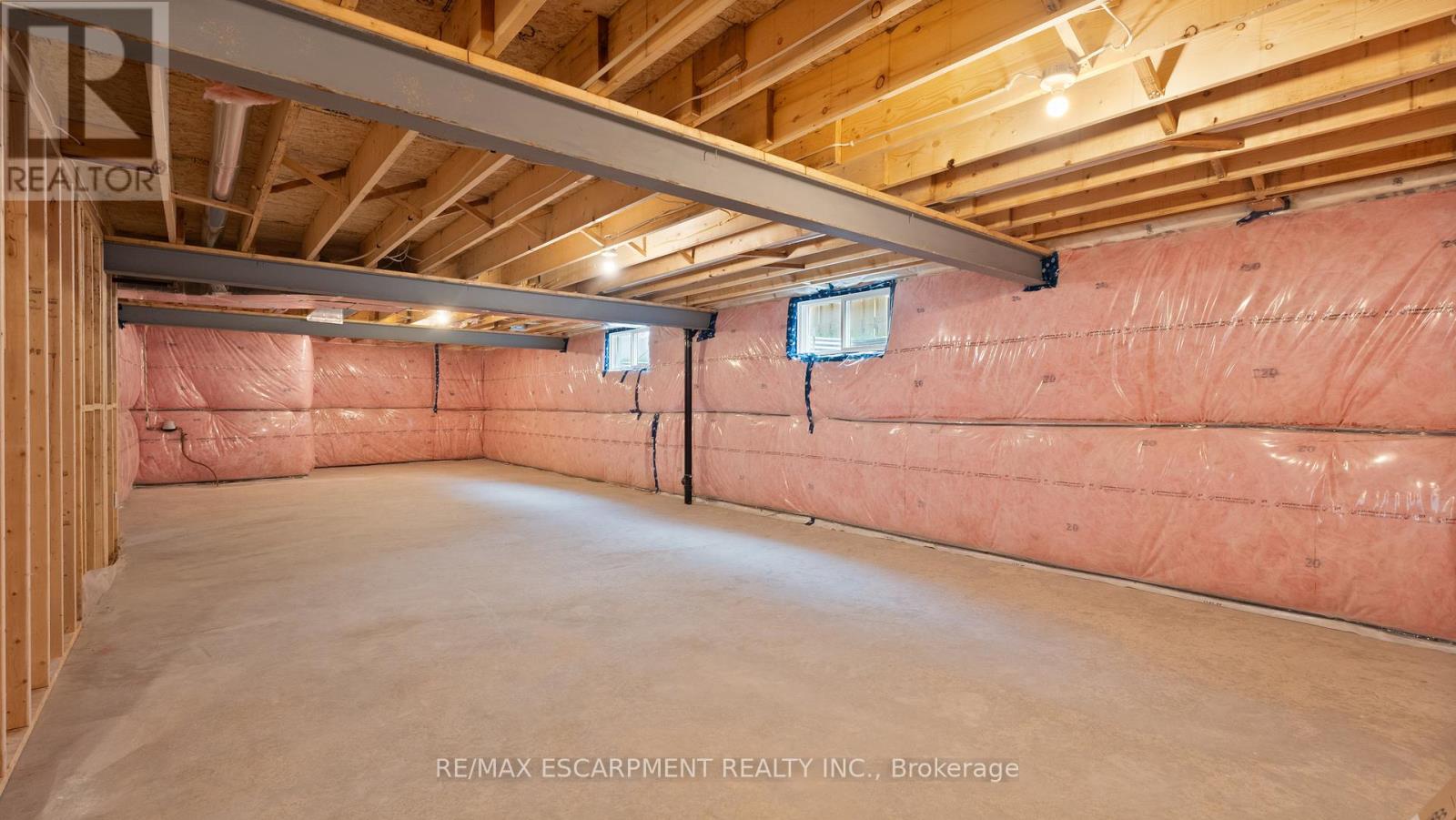 45 Vanrooy Trail Property Photo 30