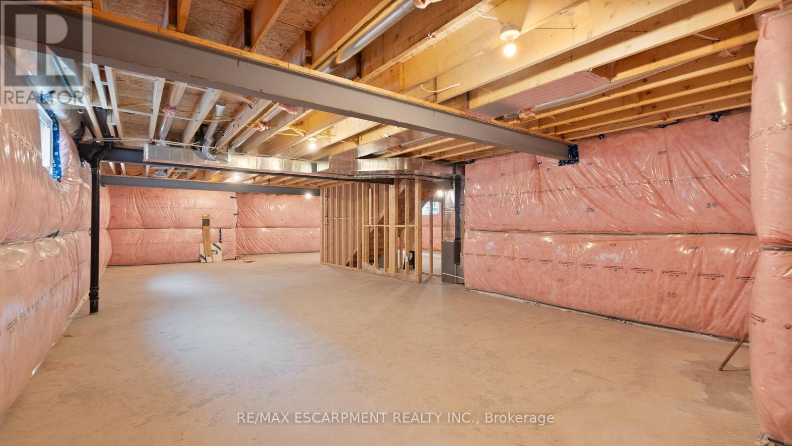 45 Vanrooy Trail Property Photo 31