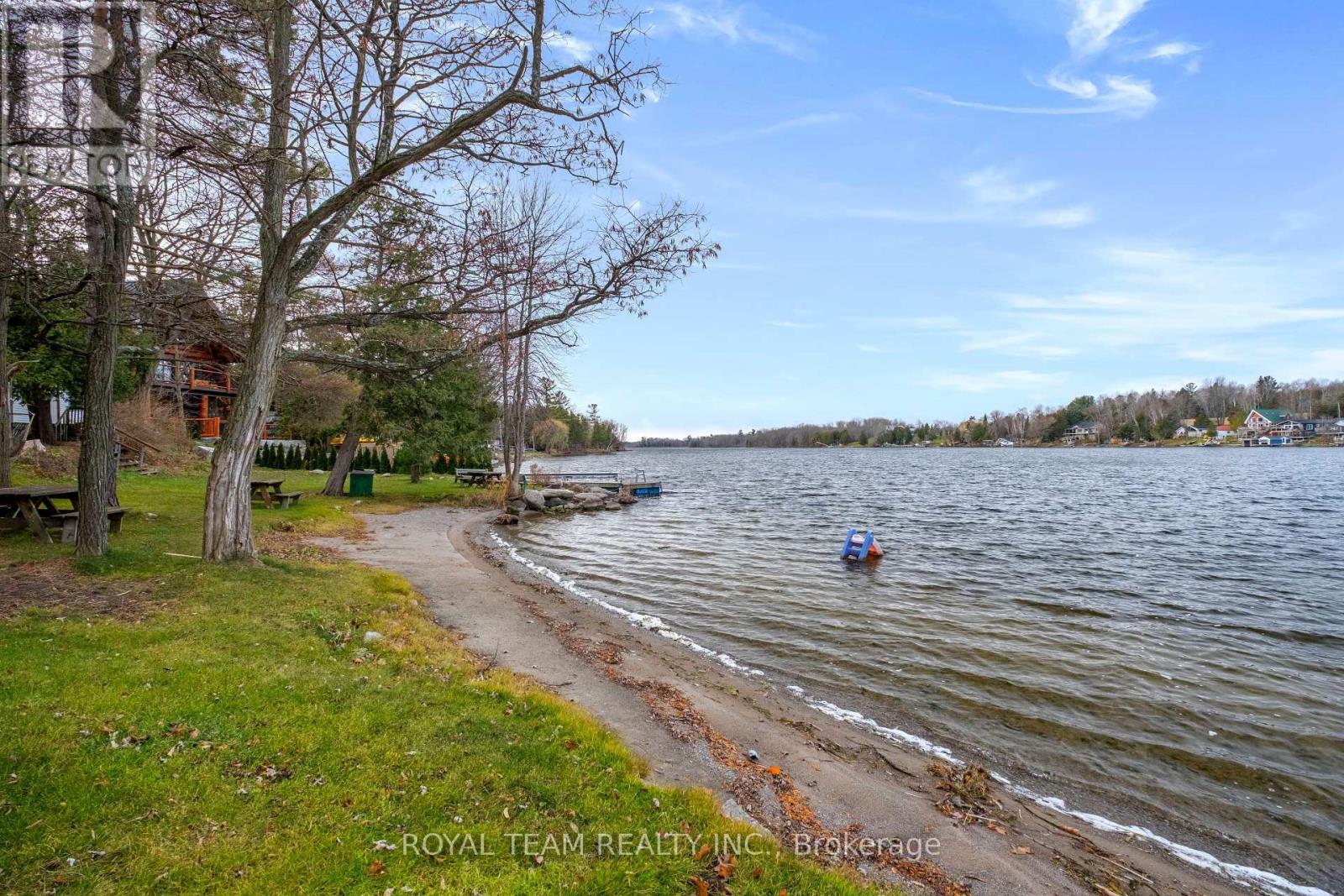 206 Dunfords Lane Property Photo 4