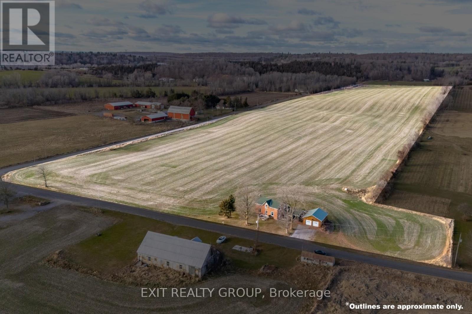 926 Grills Road Property Photo 2