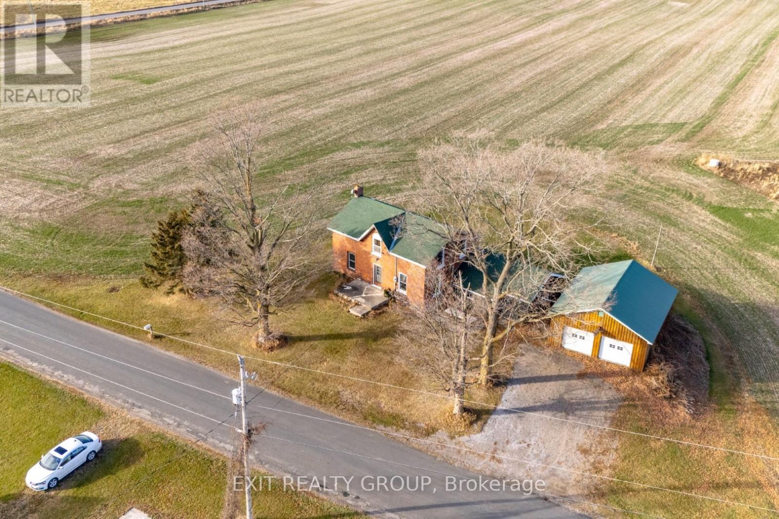 926 Grills Road Property Photo 7