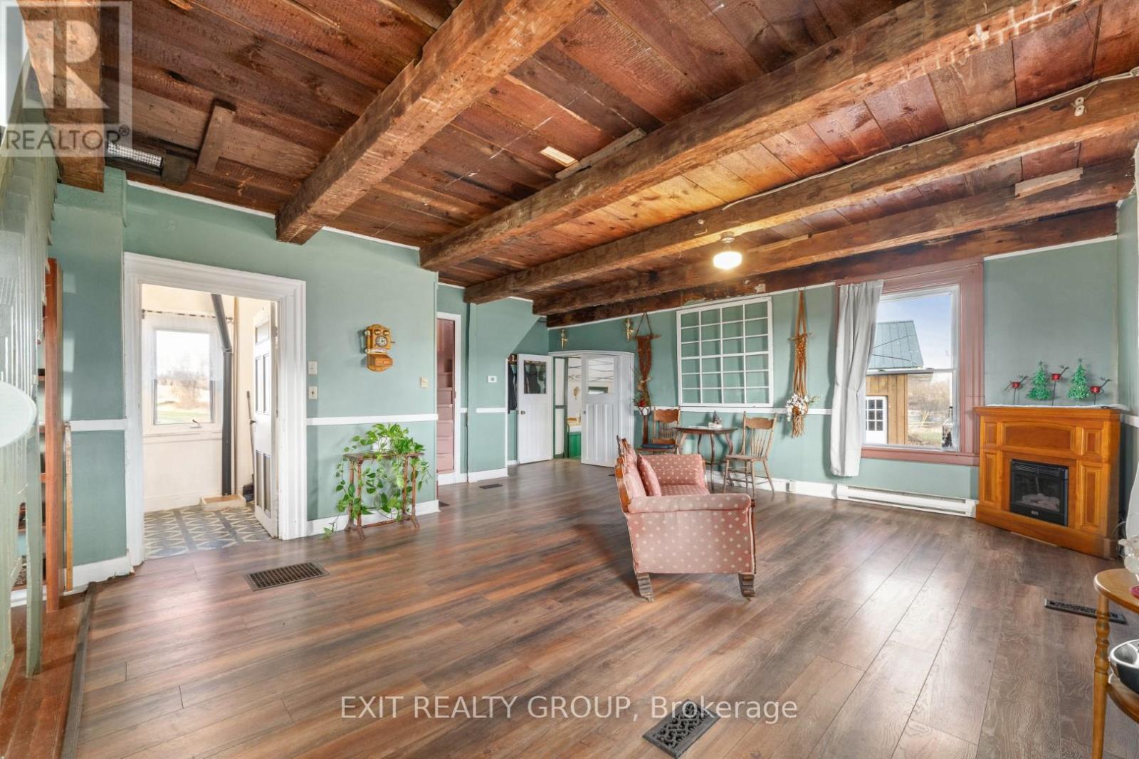 926 Grills Road Property Photo 14