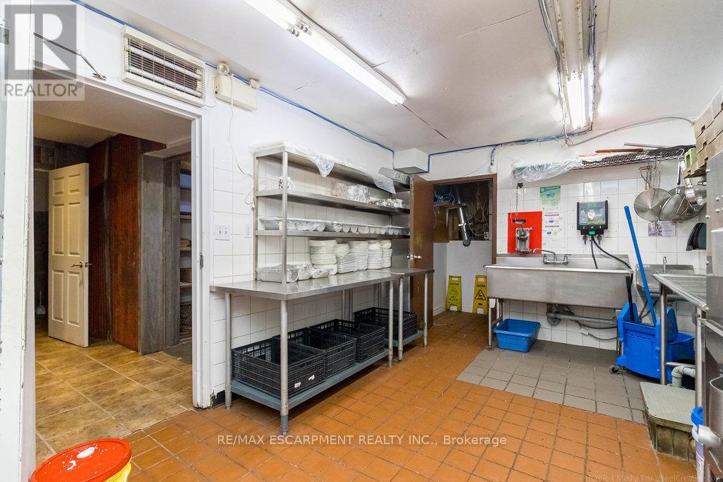 2251 Rymal Road E Property Photo 15