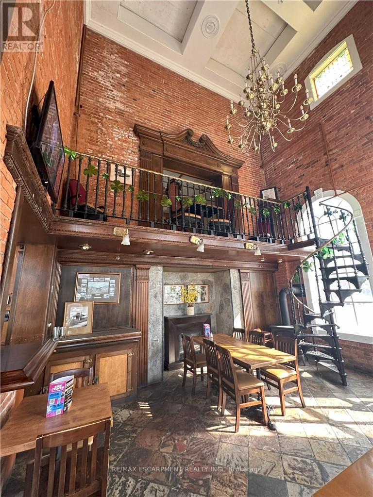 25 Jones Street Property Photo 13