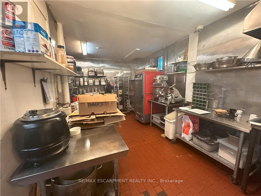 25 Jones Street Property Photo 19