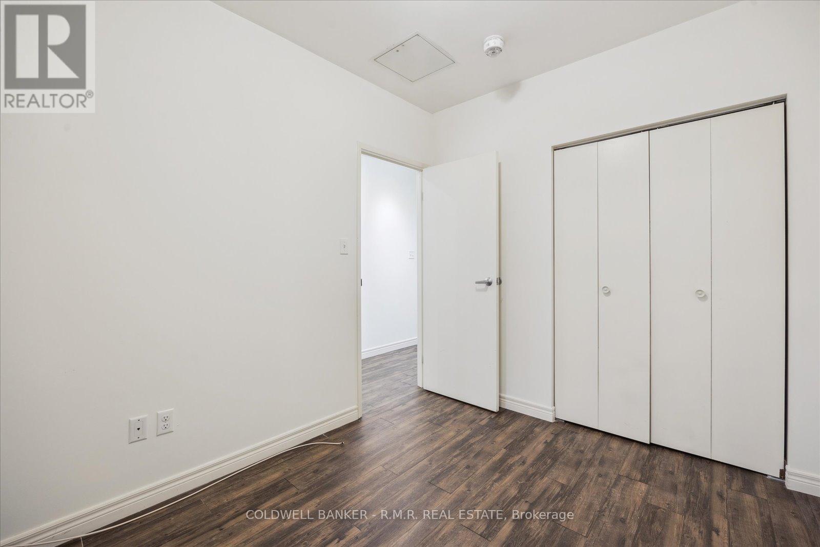 301 - 38 Walton Street Property Photo 8