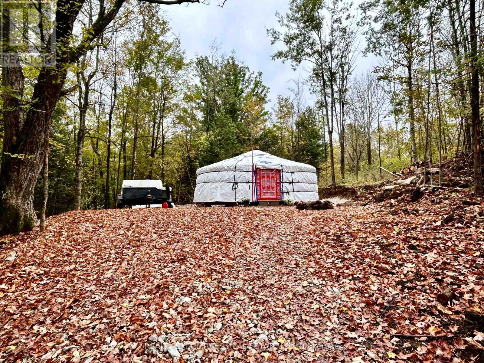 1825 Bennett Lake Road N Property Photo 2