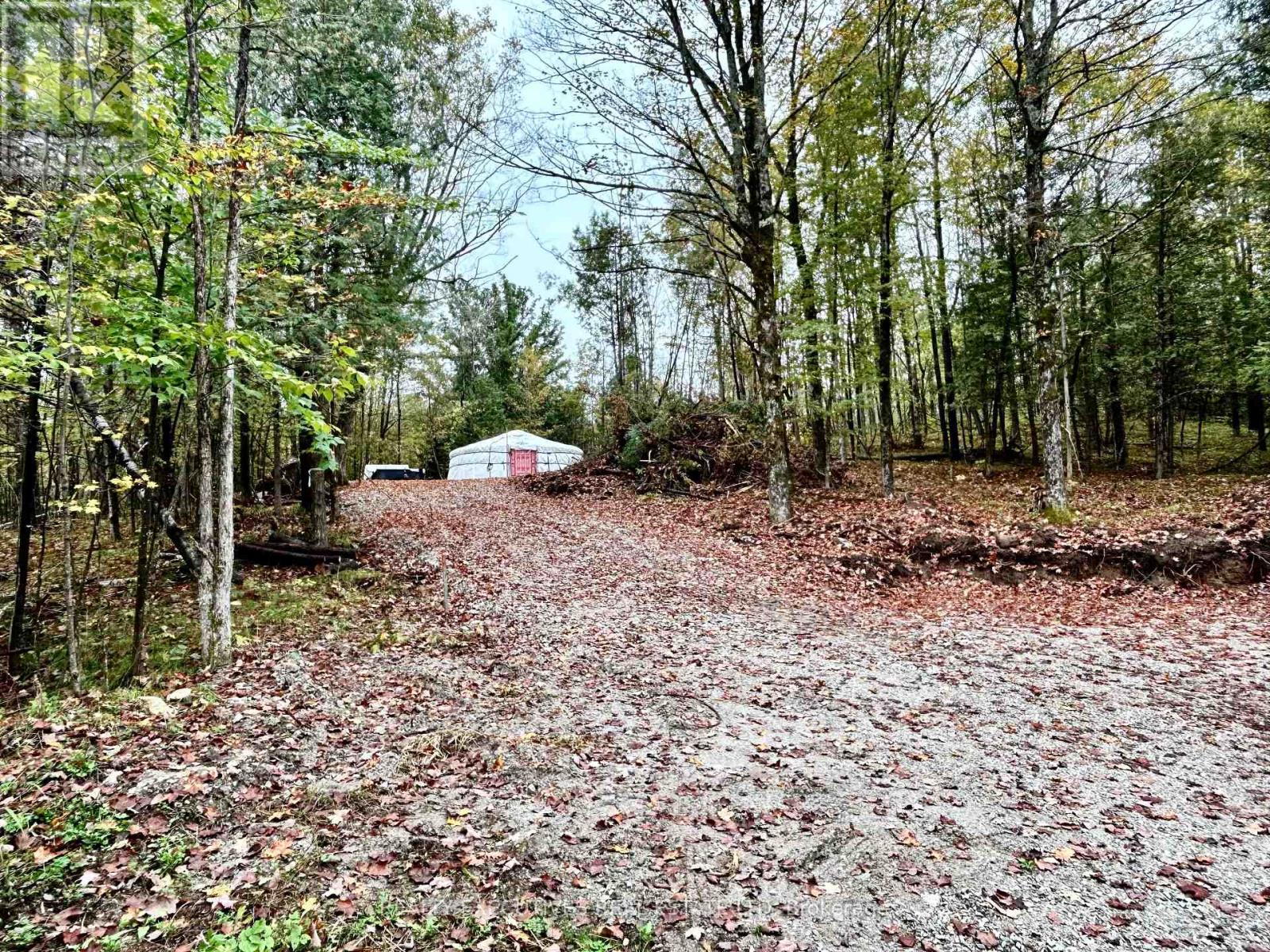 1825 Bennett Lake Road N Property Photo 4