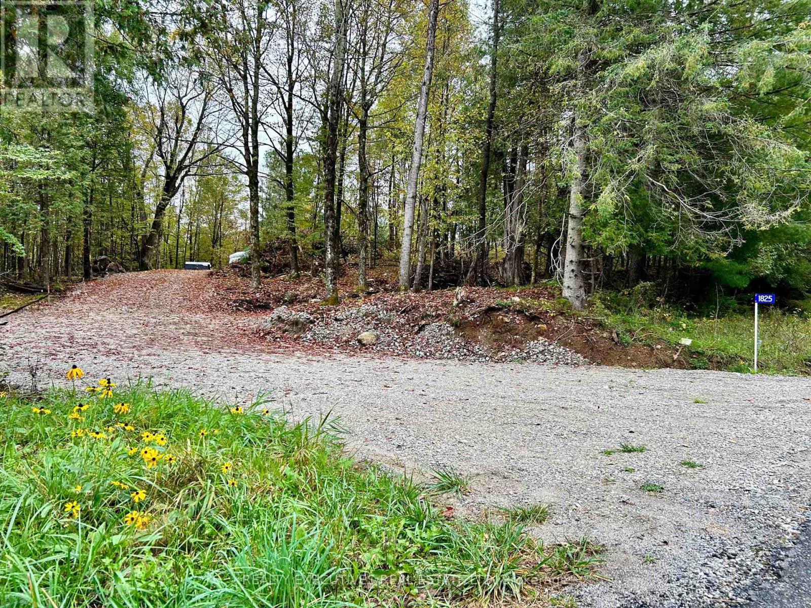 1825 Bennett Lake Road N Property Photo 6