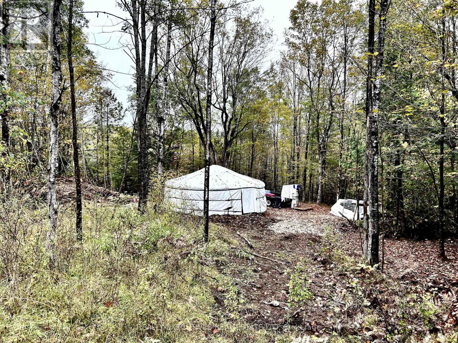 1825 Bennett Lake Road N Property Photo 7