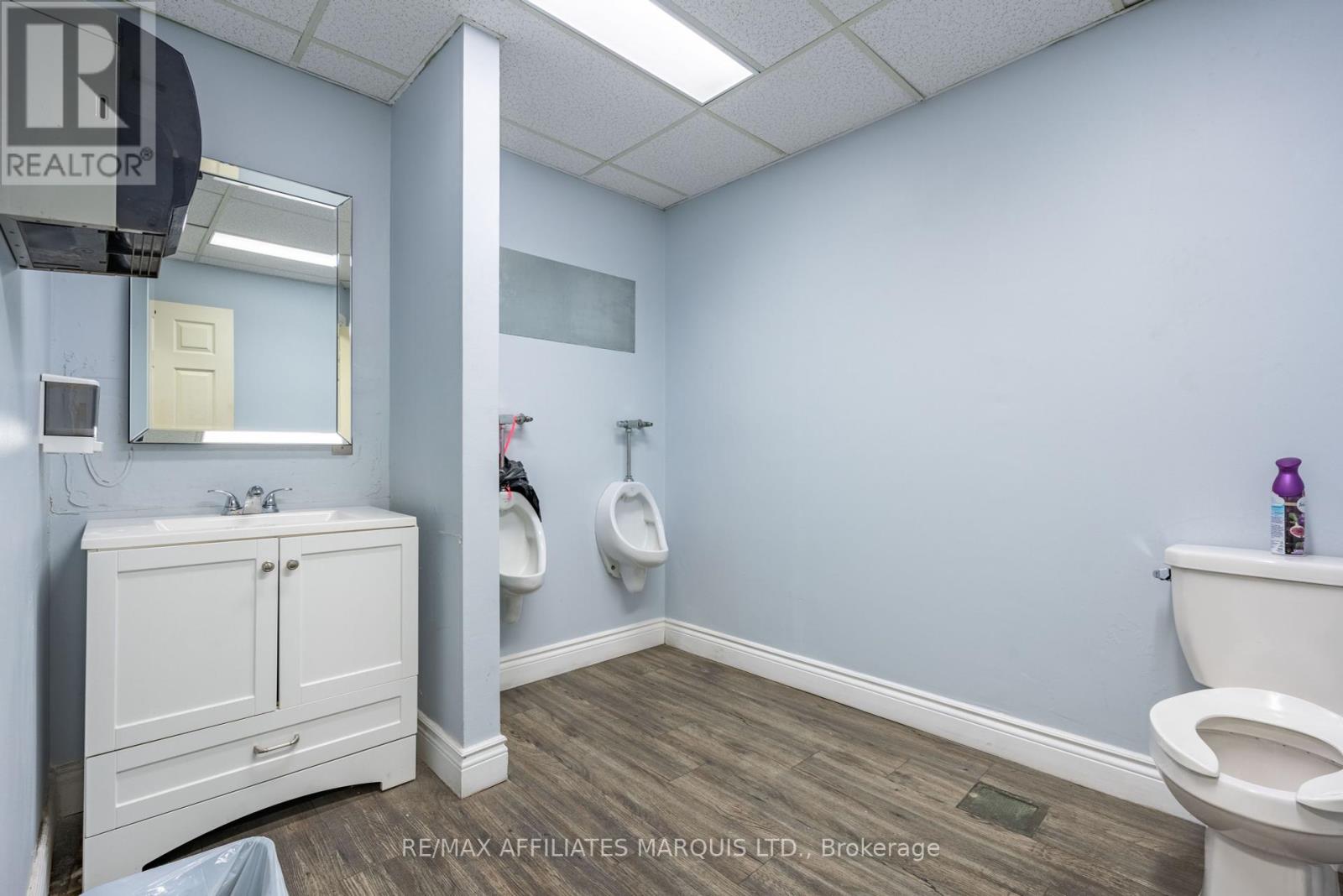 650 Cumberland Street Property Photo 10