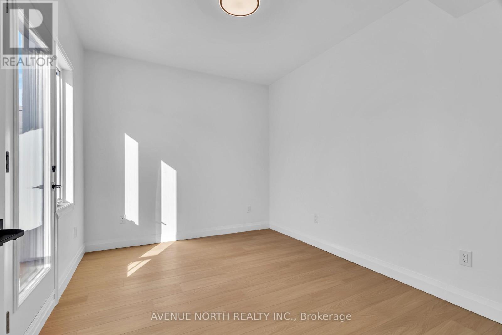 102 - 368 Tweedsmuir Avenue Property Photo 6