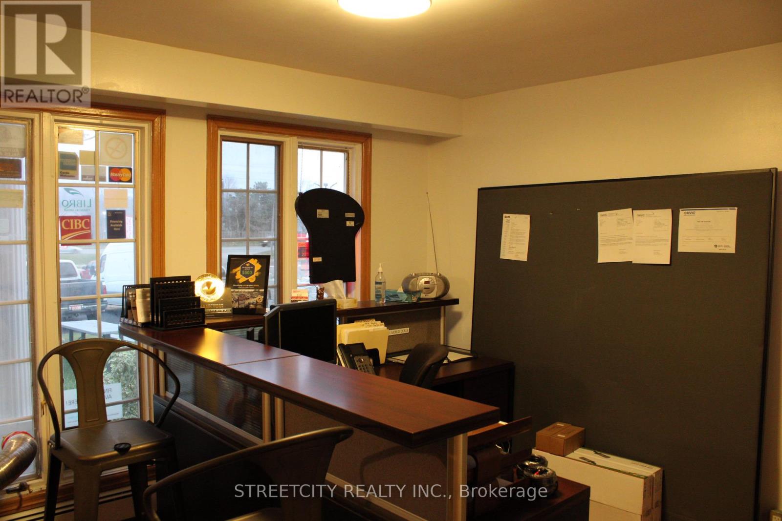 443 Exeter Road Property Photo 11
