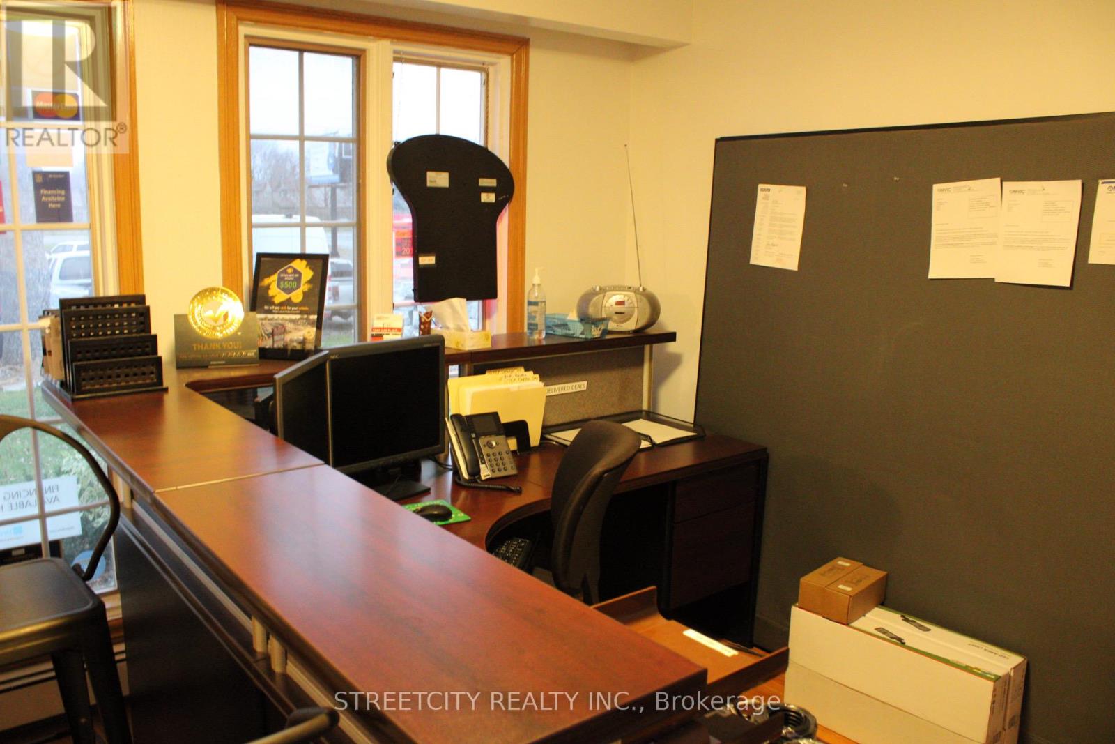 443 Exeter Road Property Photo 14