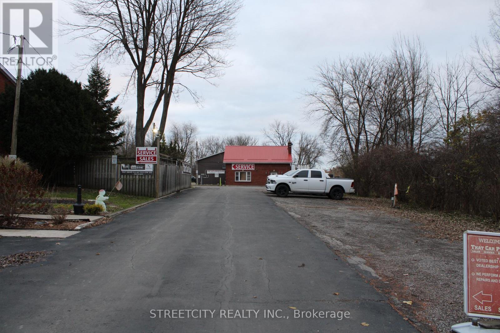 443 Exeter Road Property Photo 23