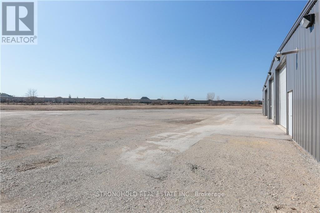 9911 Oxbow Drive Property Photo 10