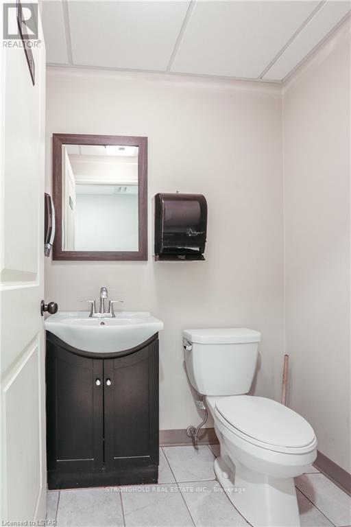 9911 Oxbow Drive Property Photo 32