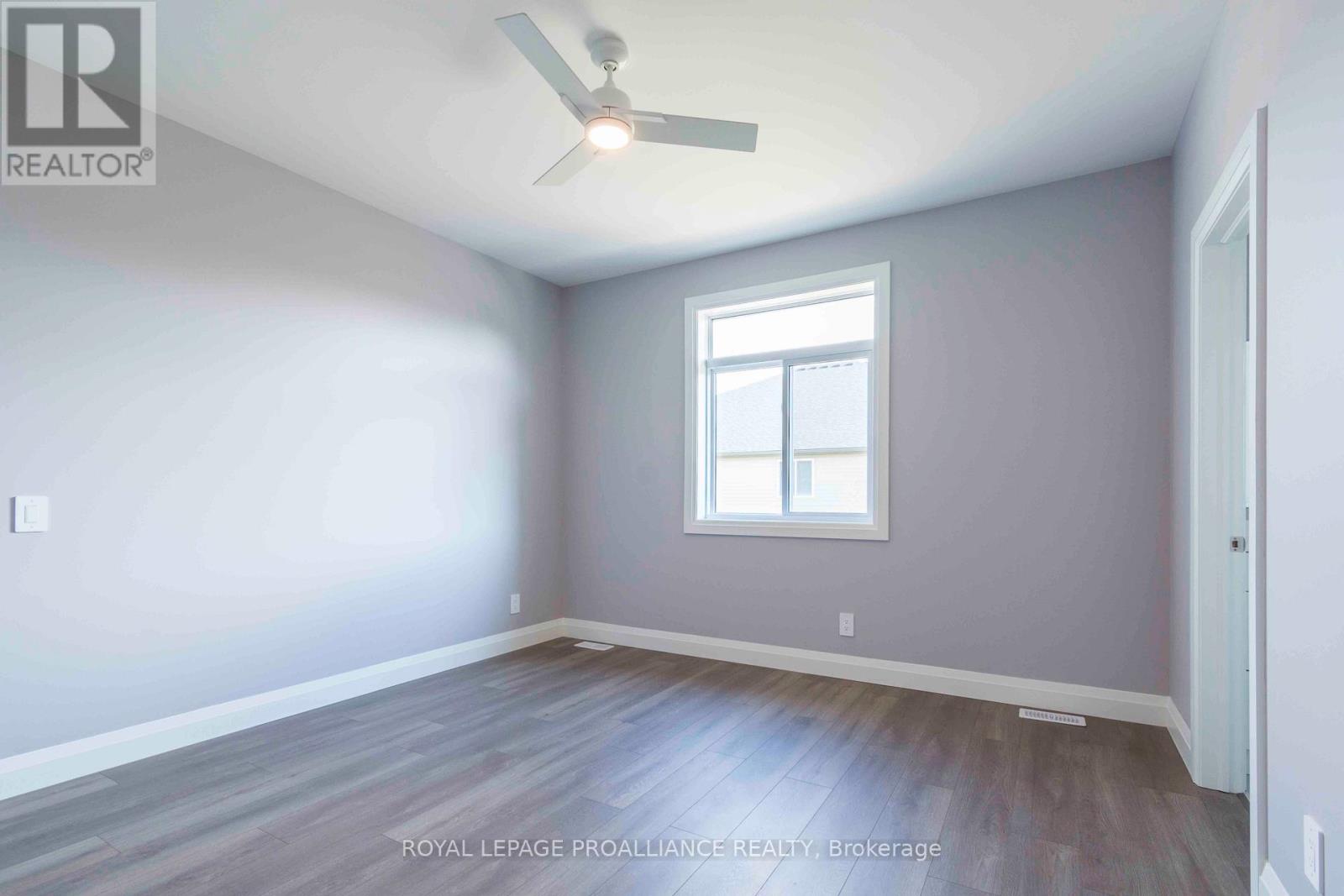 23 Mackenzie John Crescent Property Photo 12